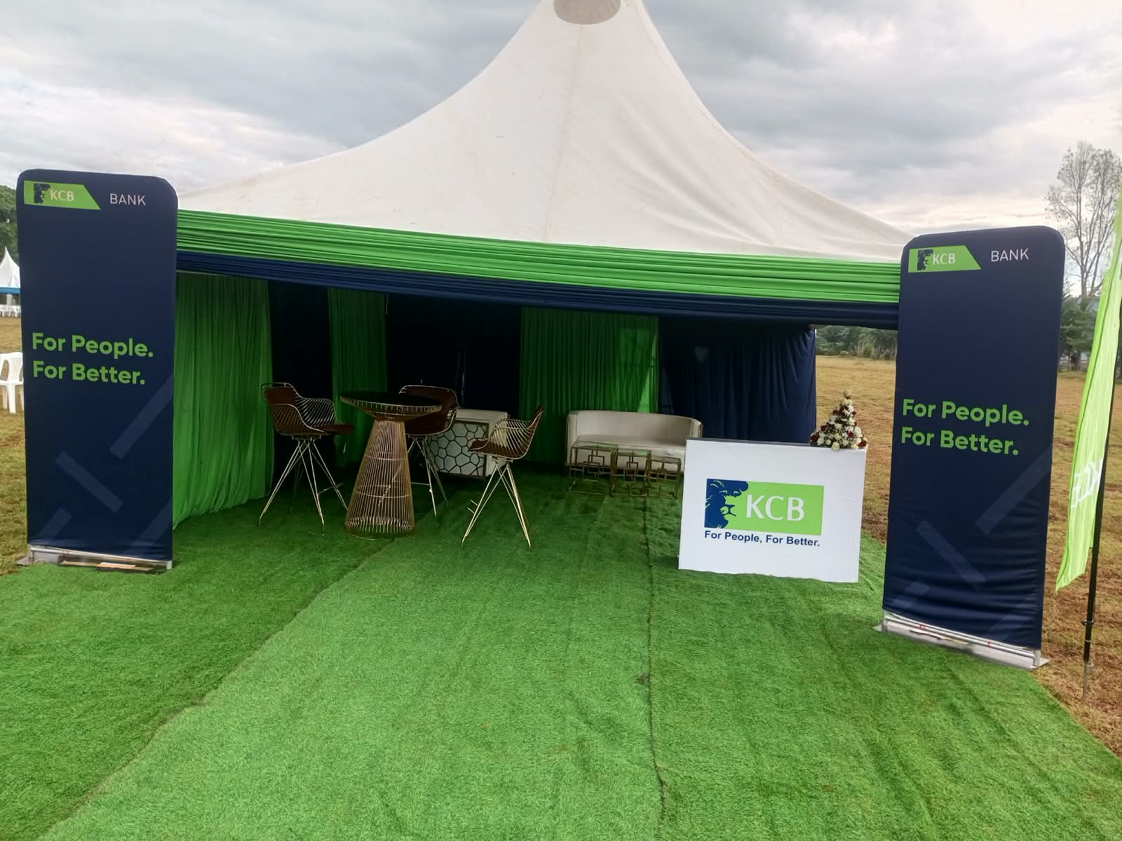 Corporate event décor